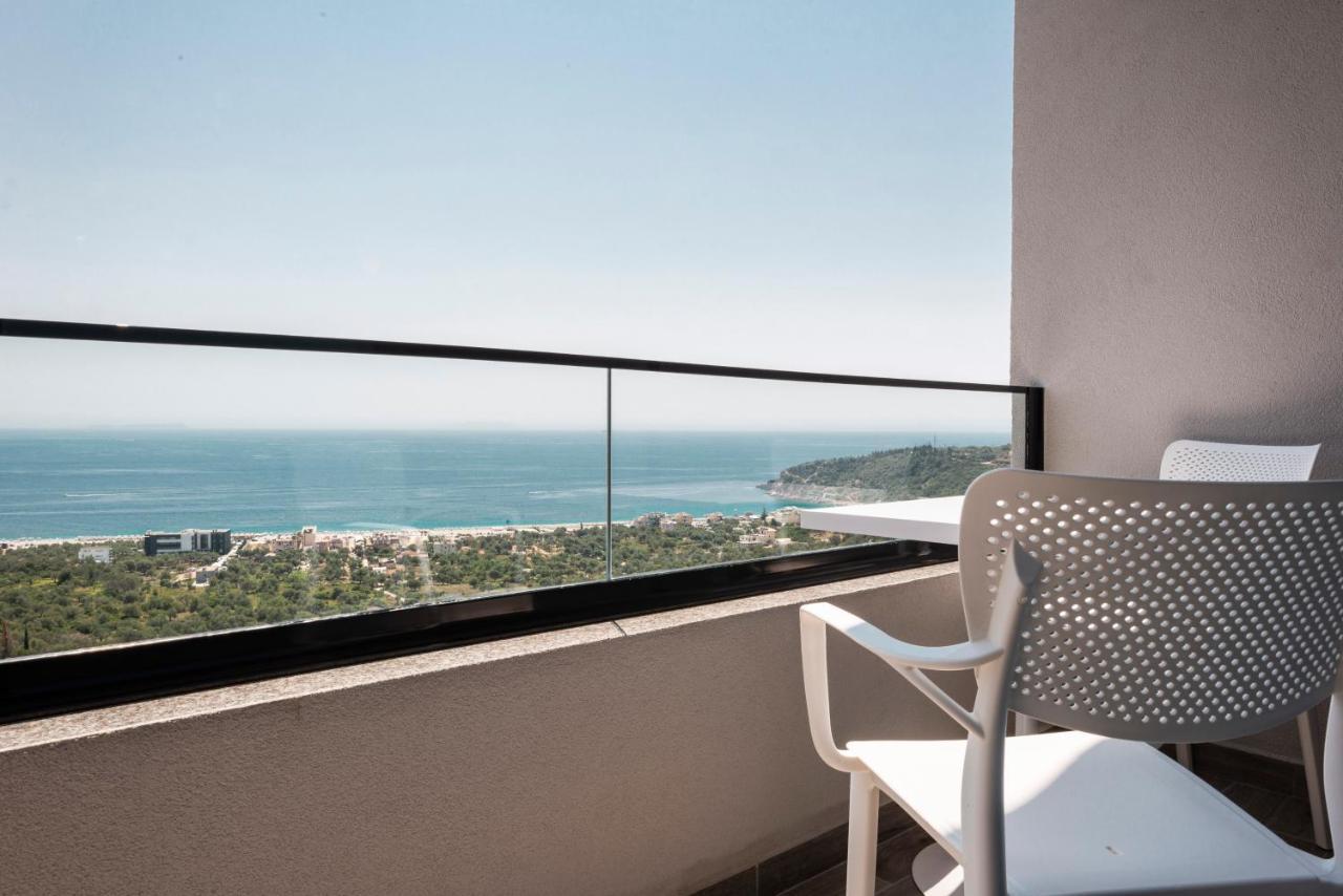 Wait 'N Sea Hotell Himare Exteriör bild
