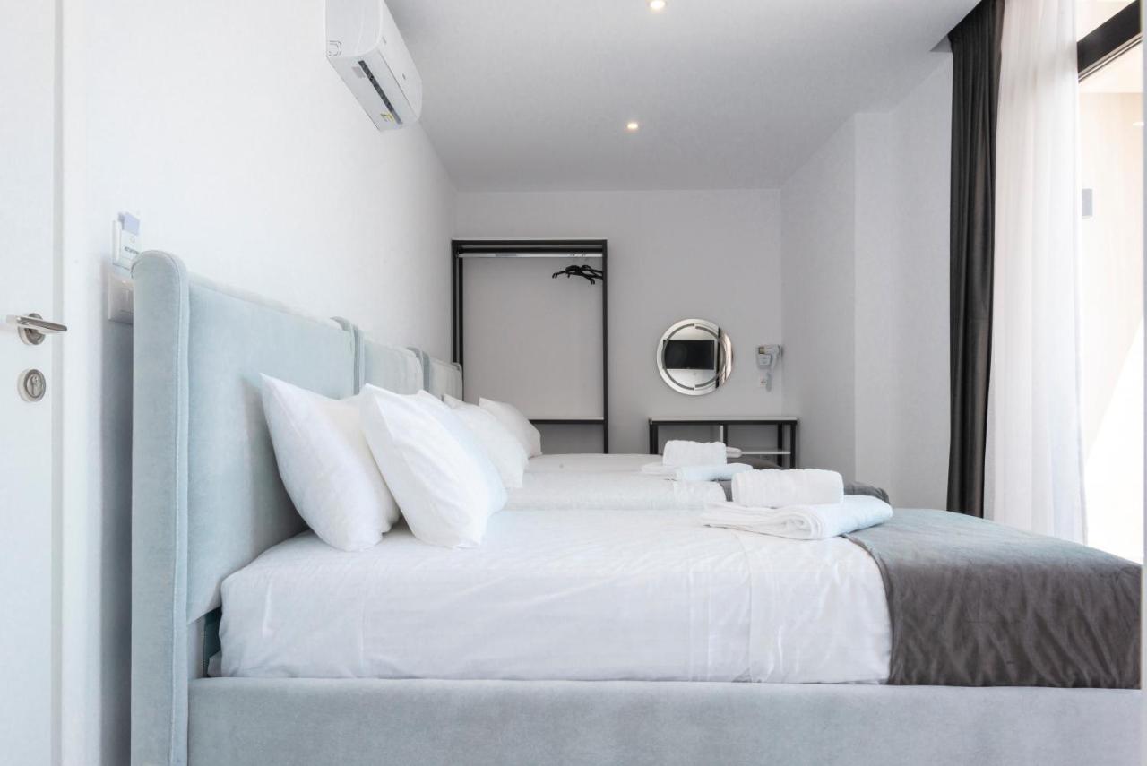 Wait 'N Sea Hotell Himare Exteriör bild