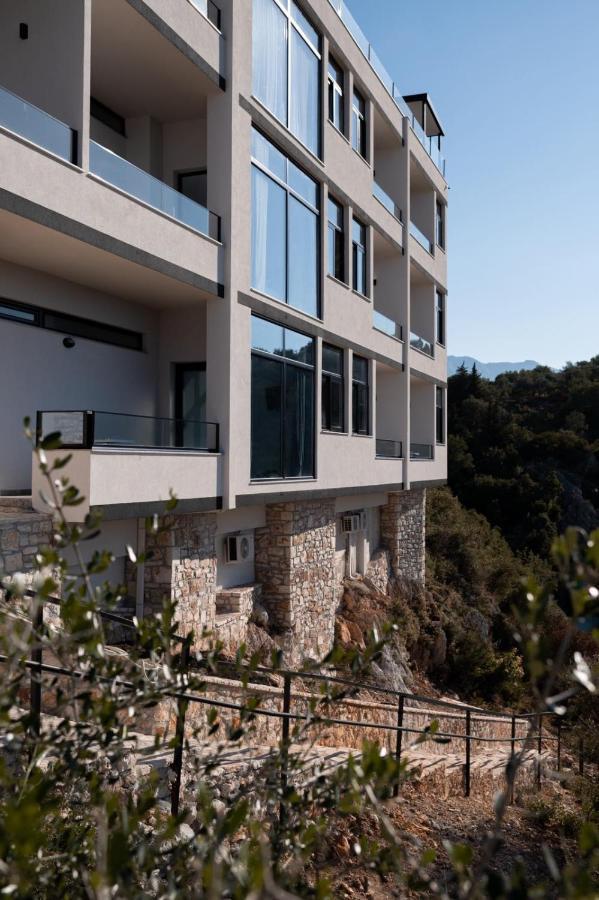 Wait 'N Sea Hotell Himare Exteriör bild