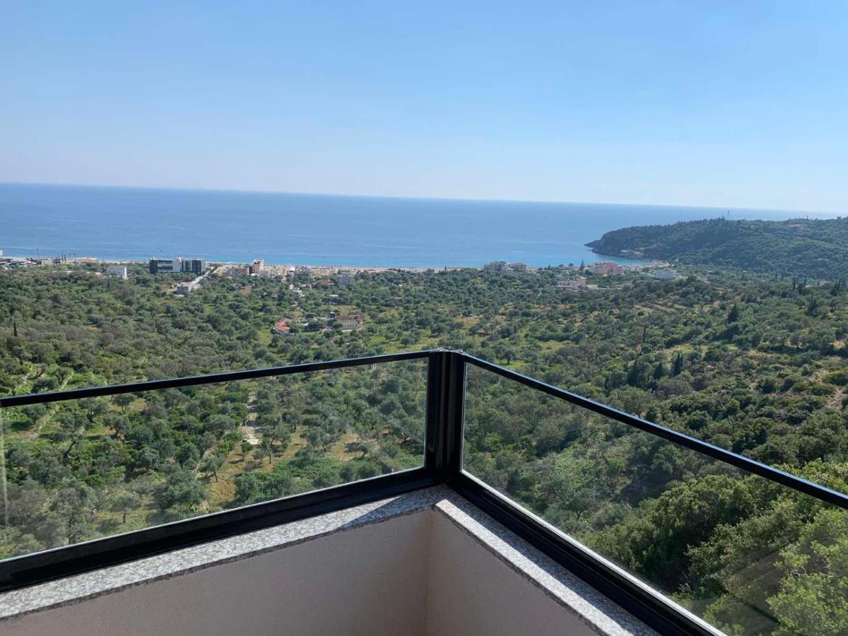 Wait 'N Sea Hotell Himare Exteriör bild