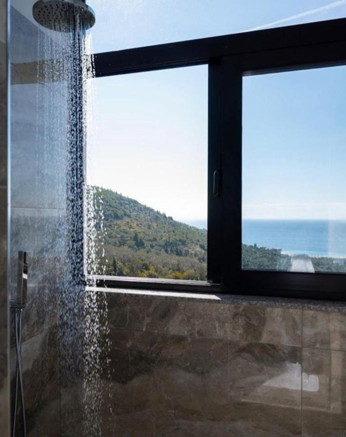 Wait 'N Sea Hotell Himare Exteriör bild