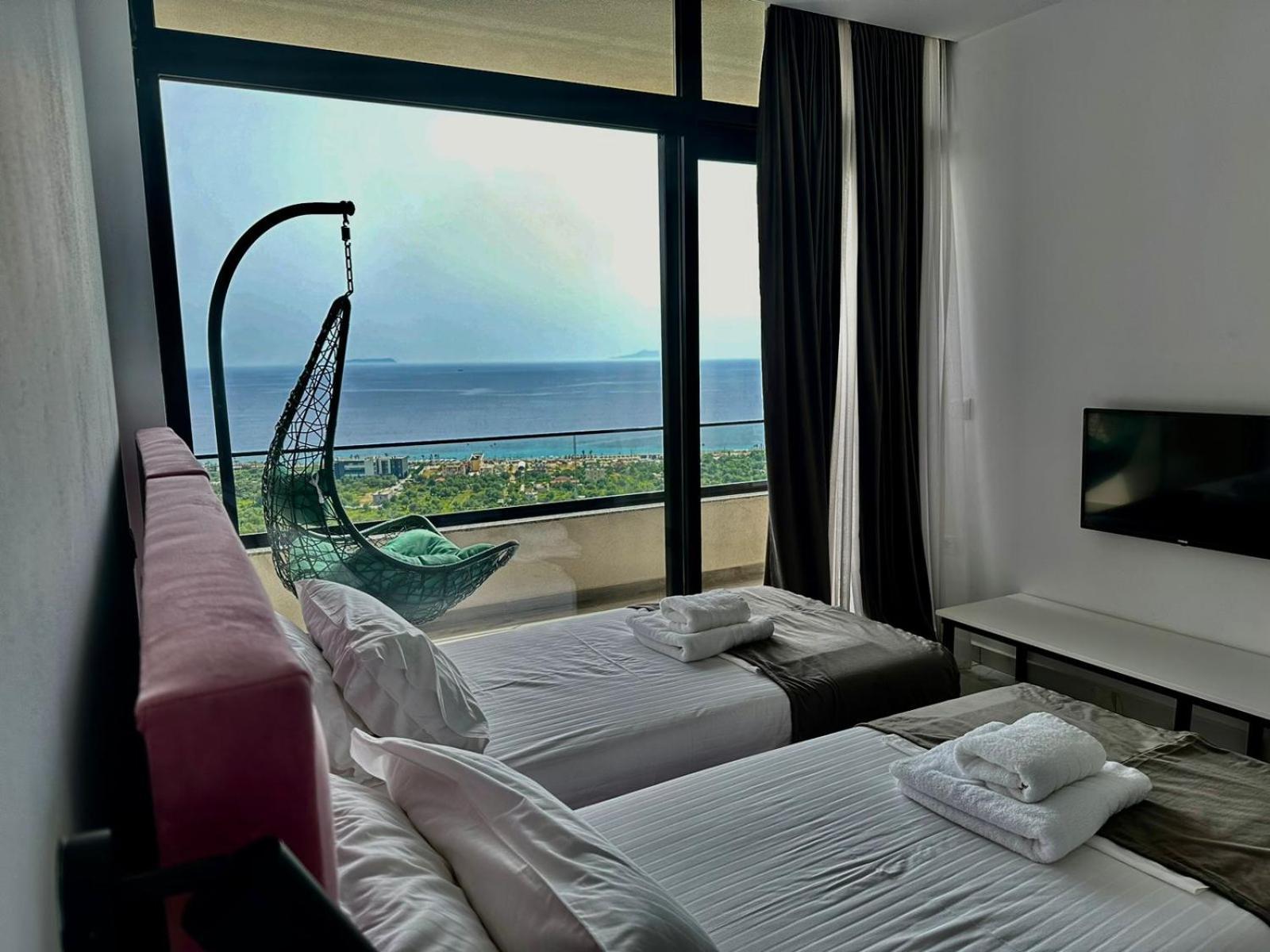 Wait 'N Sea Hotell Himare Exteriör bild