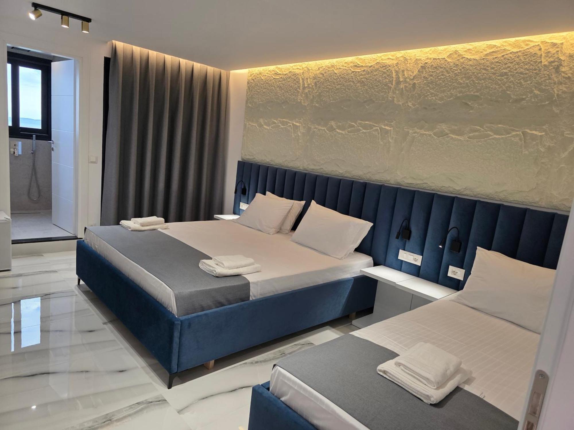 Wait 'N Sea Hotell Himare Exteriör bild